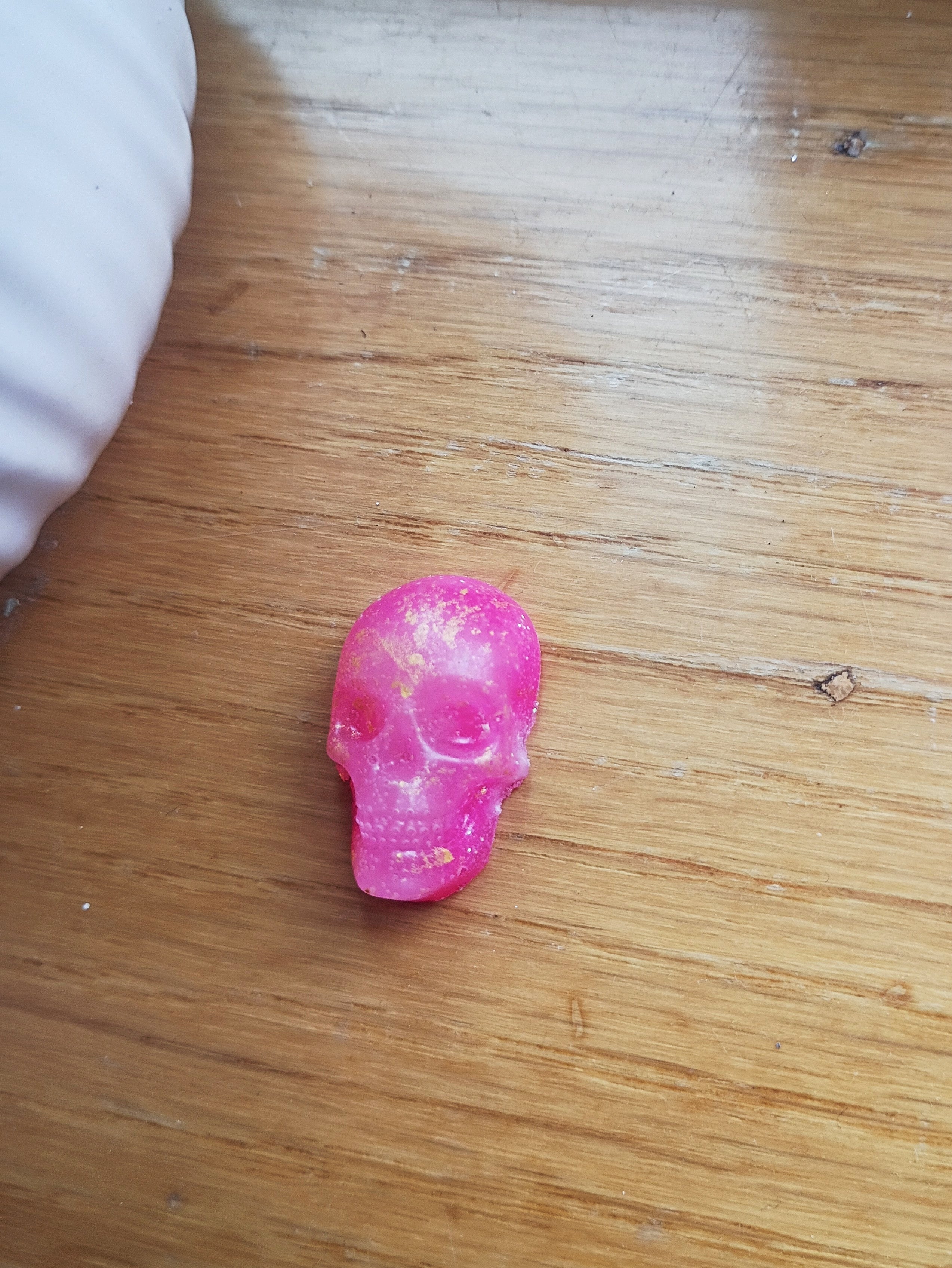 Gummy pink skull pendant necklace