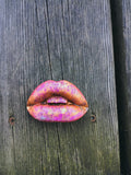 "Gimme some sugar" - Lips Brooch