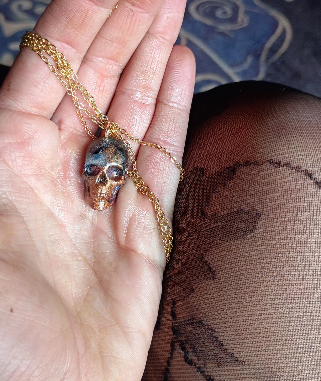 Lightning Bolt- Skull pendant